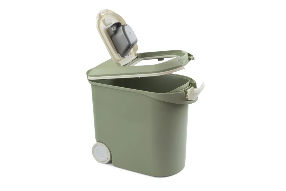 Curver Futtercontainer mit Rollen – Misty Green | 35L & 54L - Image 2