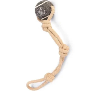 Minus One Nachhaltiger Tennisball mit Seil