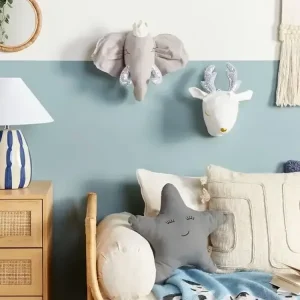 Wanddekoration Kuscheltierkopf Reh Weiß SUZY aus nachhaltiger Herstellung - HaustierPro