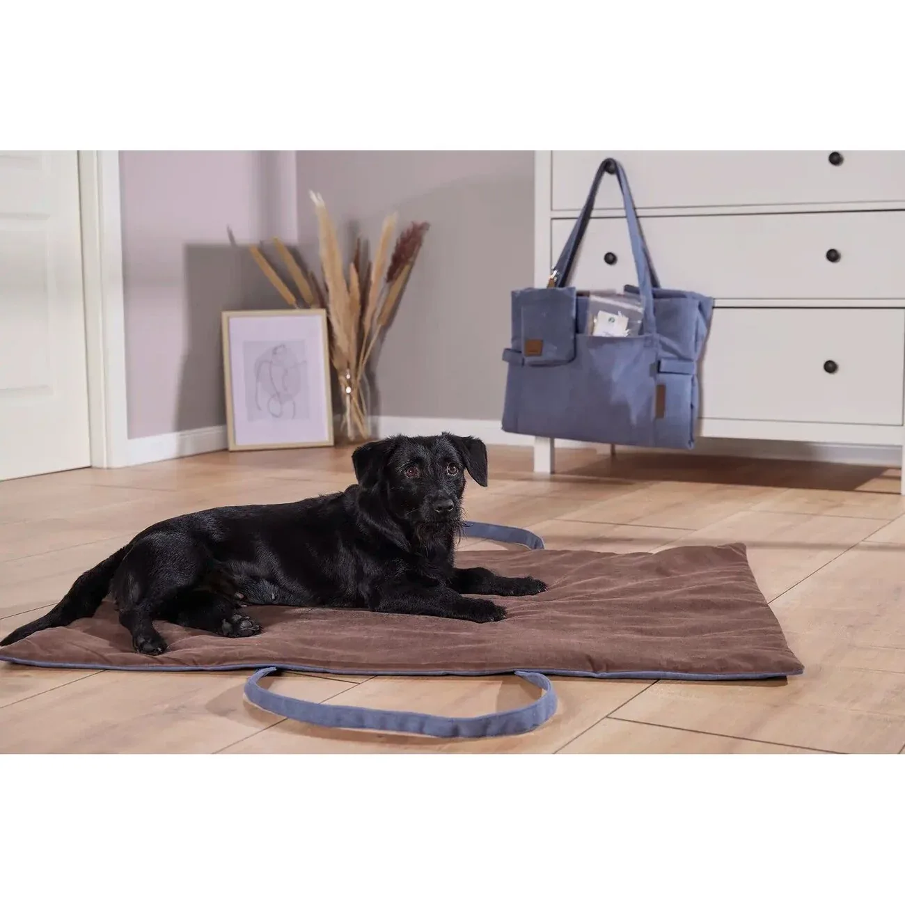 Wolters Easy Travel Hunde Reisedecke in Taschenform - Image 2